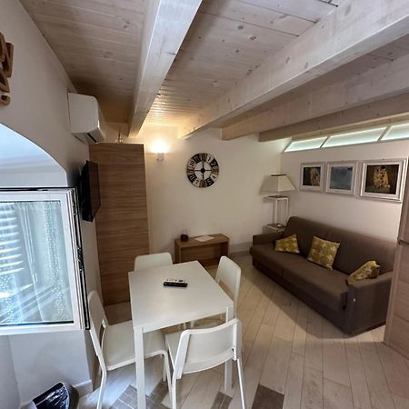 More Apartments Il Ferrarese2 บารี ภายนอก รูปภาพ