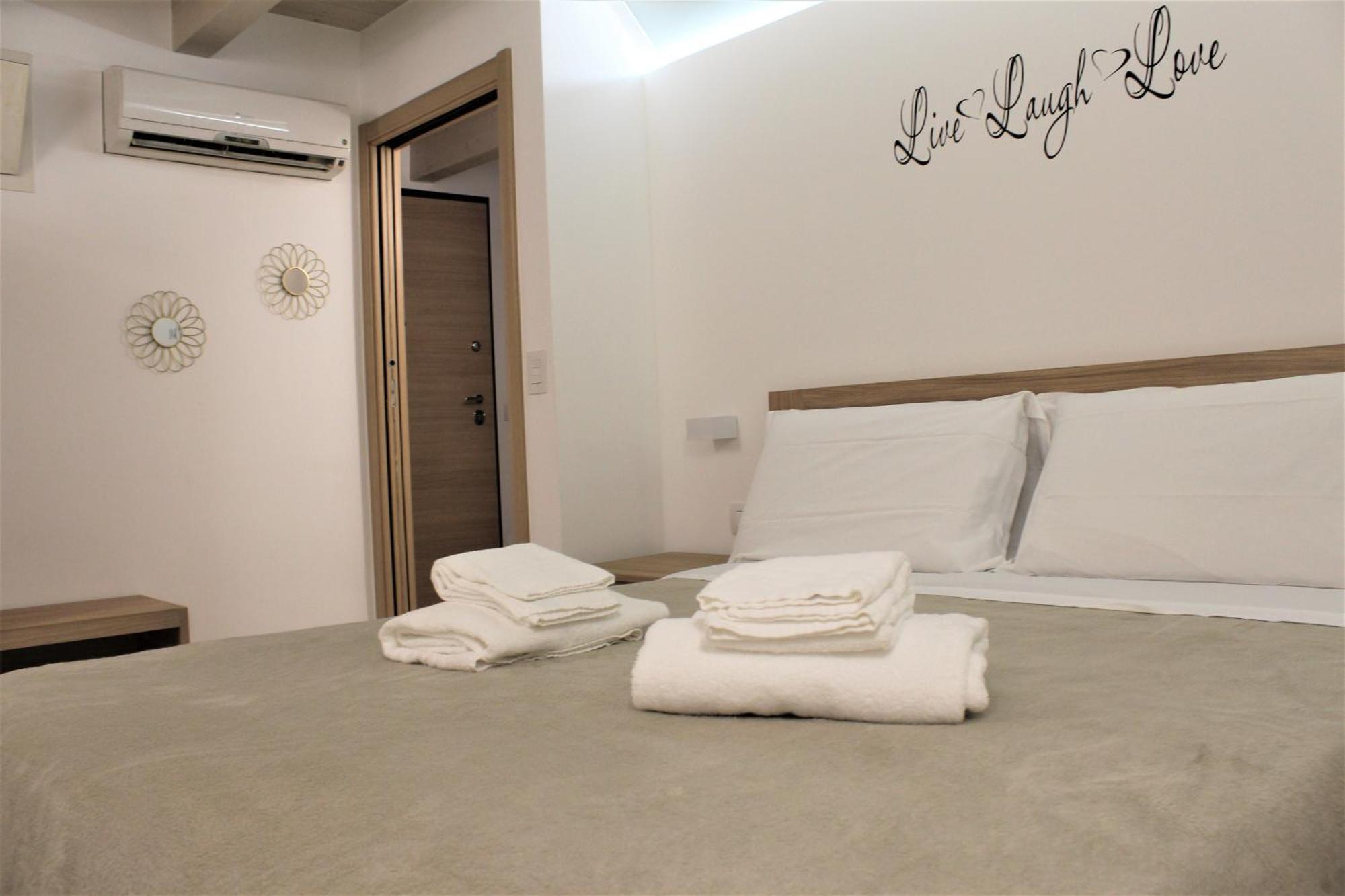 More Apartments Il Ferrarese2 บารี ภายนอก รูปภาพ
